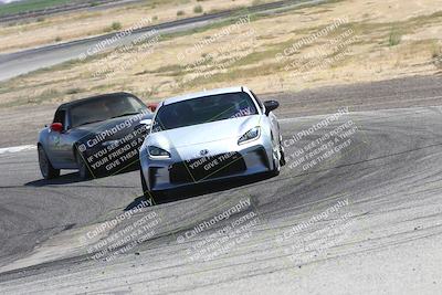 media/Sep-14-2024-Speed Ventures (Sat) [[a2bf28f496]]/Yellow Group/Session 3 (Offramp)/
